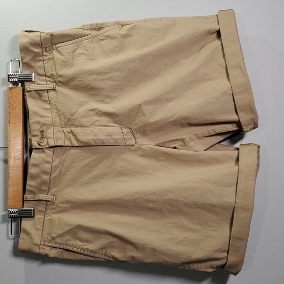Izod shorts men's size 32 tan lightweight fabric shorts - Picture 2 of 10